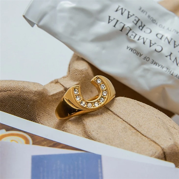 Bold U Band Ring price